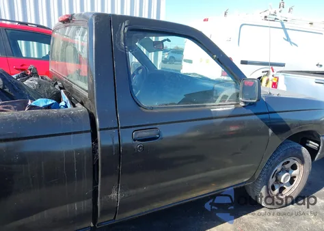 2000 Nissan Frontier Xe из США, поврежденный, VIN 1N6DD21S4YC388021